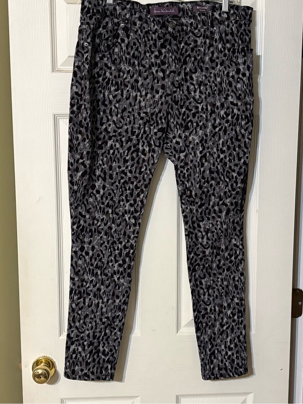 Gloria Vanderbilt Amanda Style Animal Print Skinny Jeans